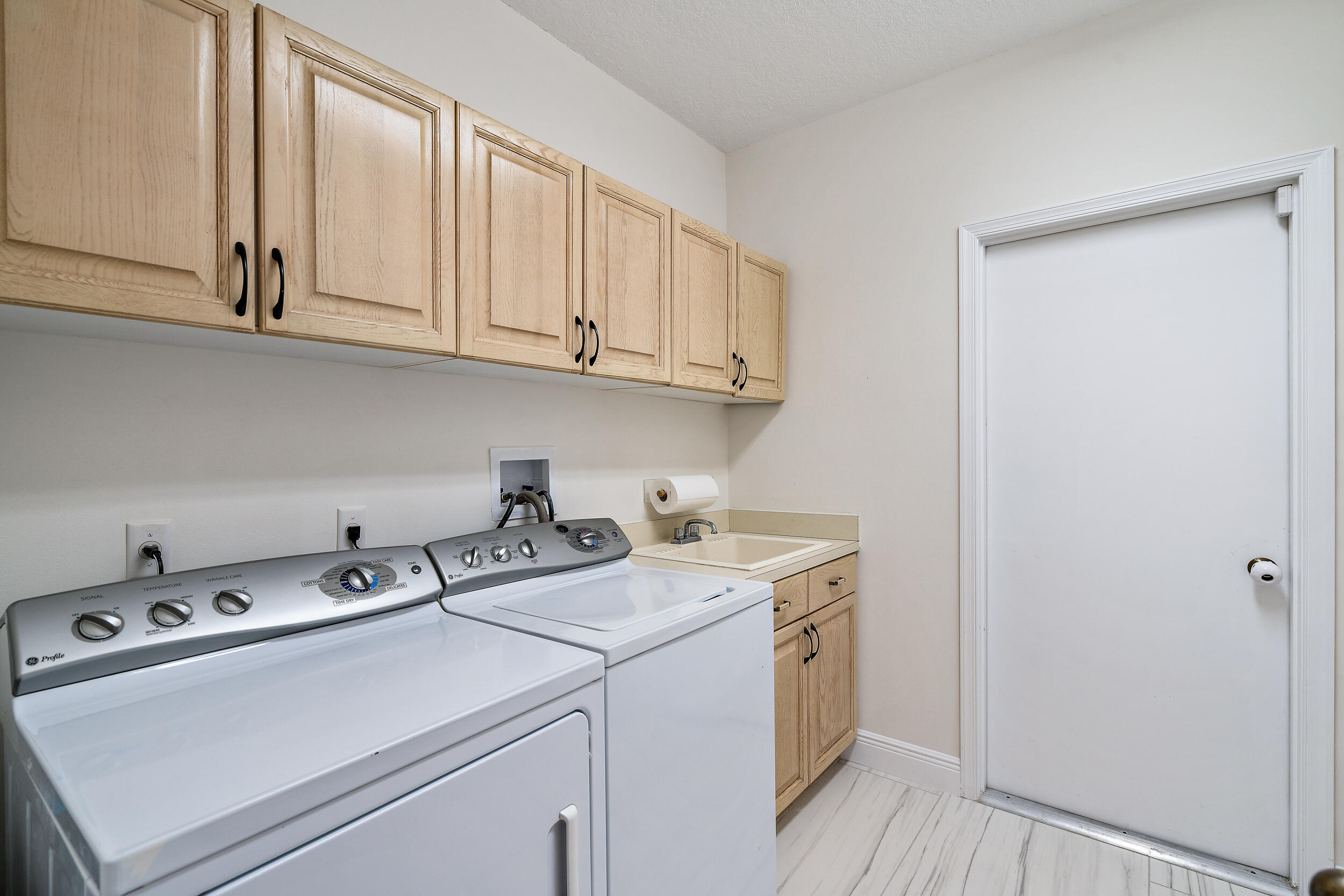 207 Eagleton Estates Boulevard