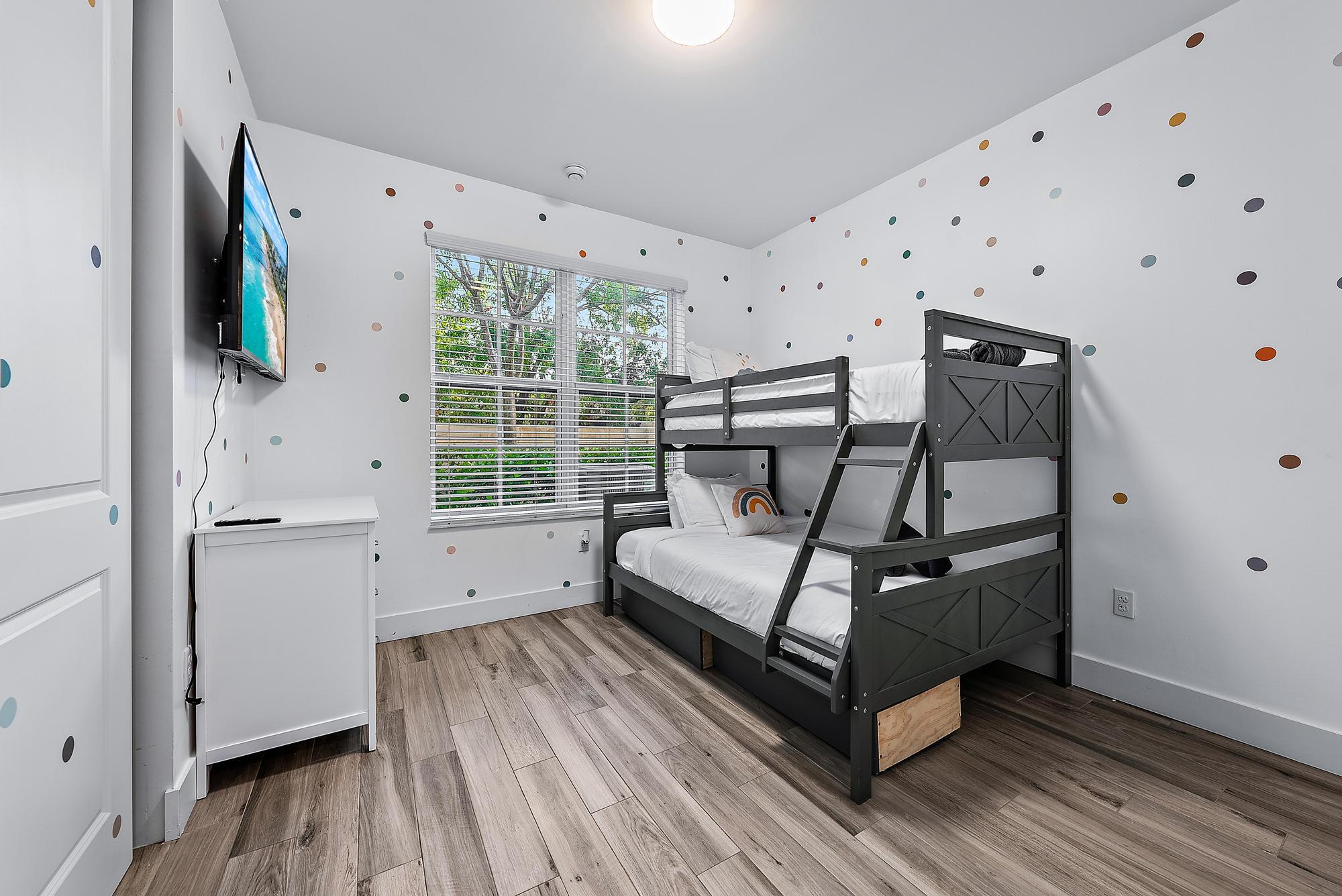 3770 County Line Road C6