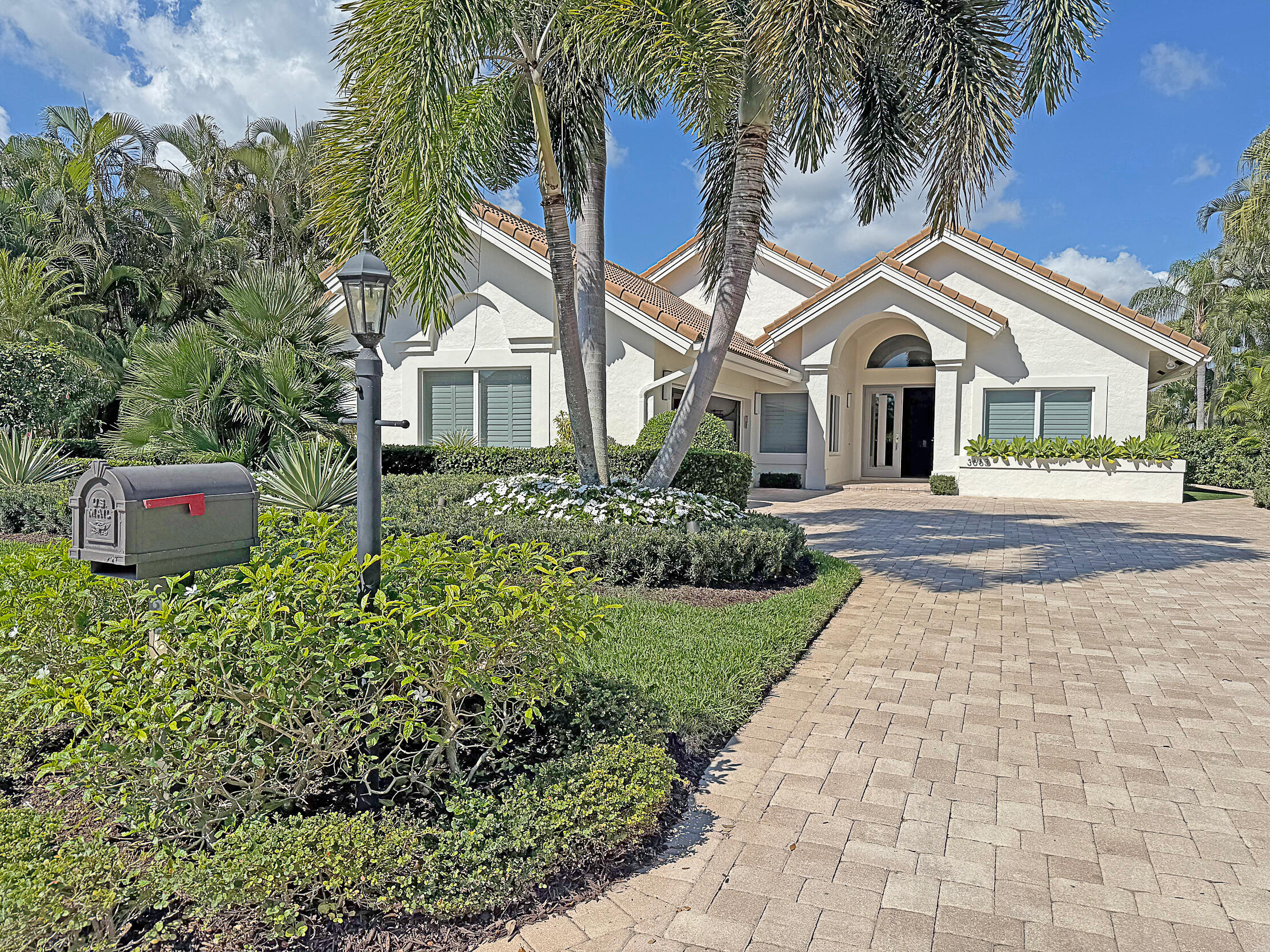 3663 Dijon Way 10