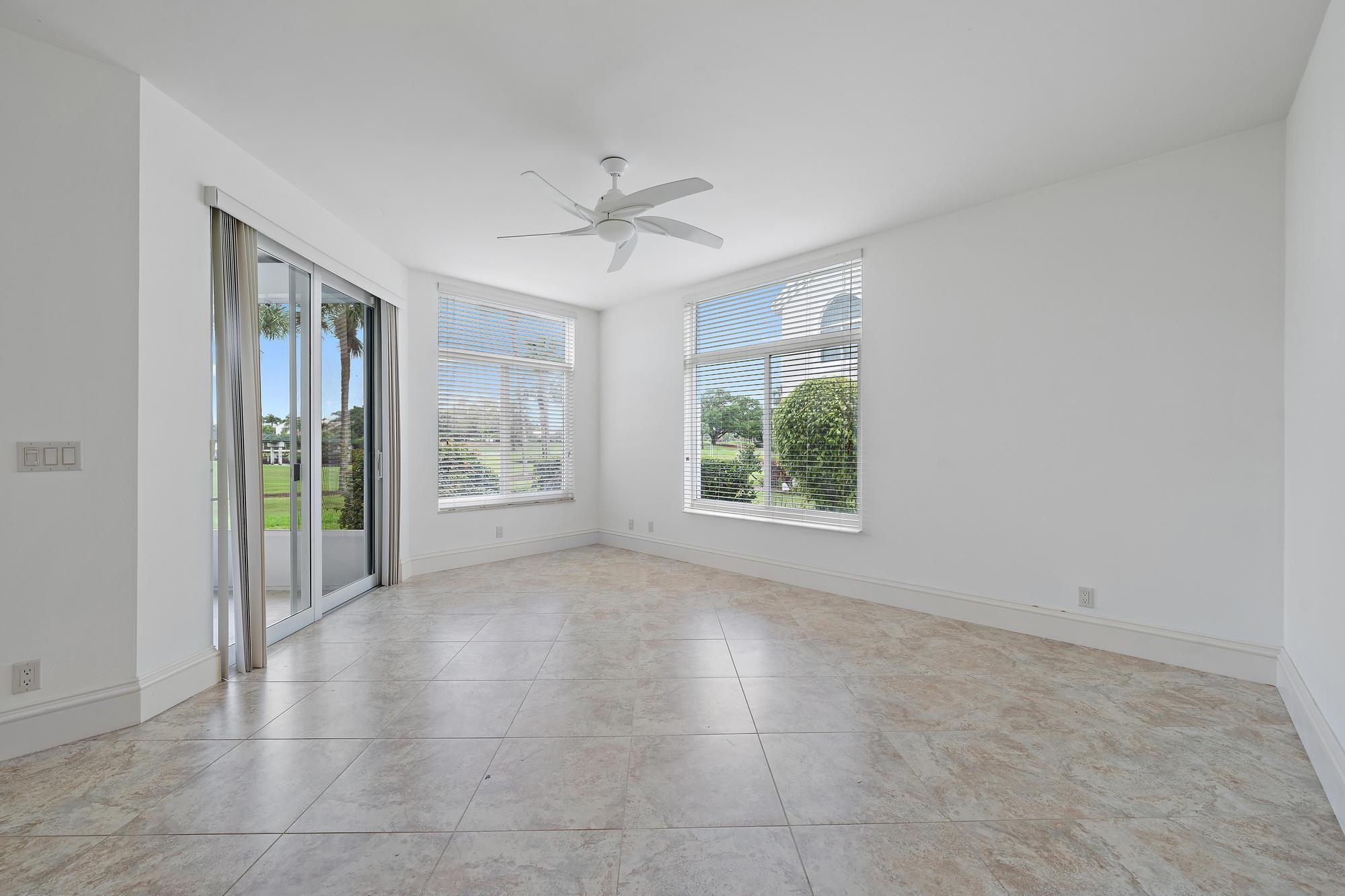 1504 Captains Way
