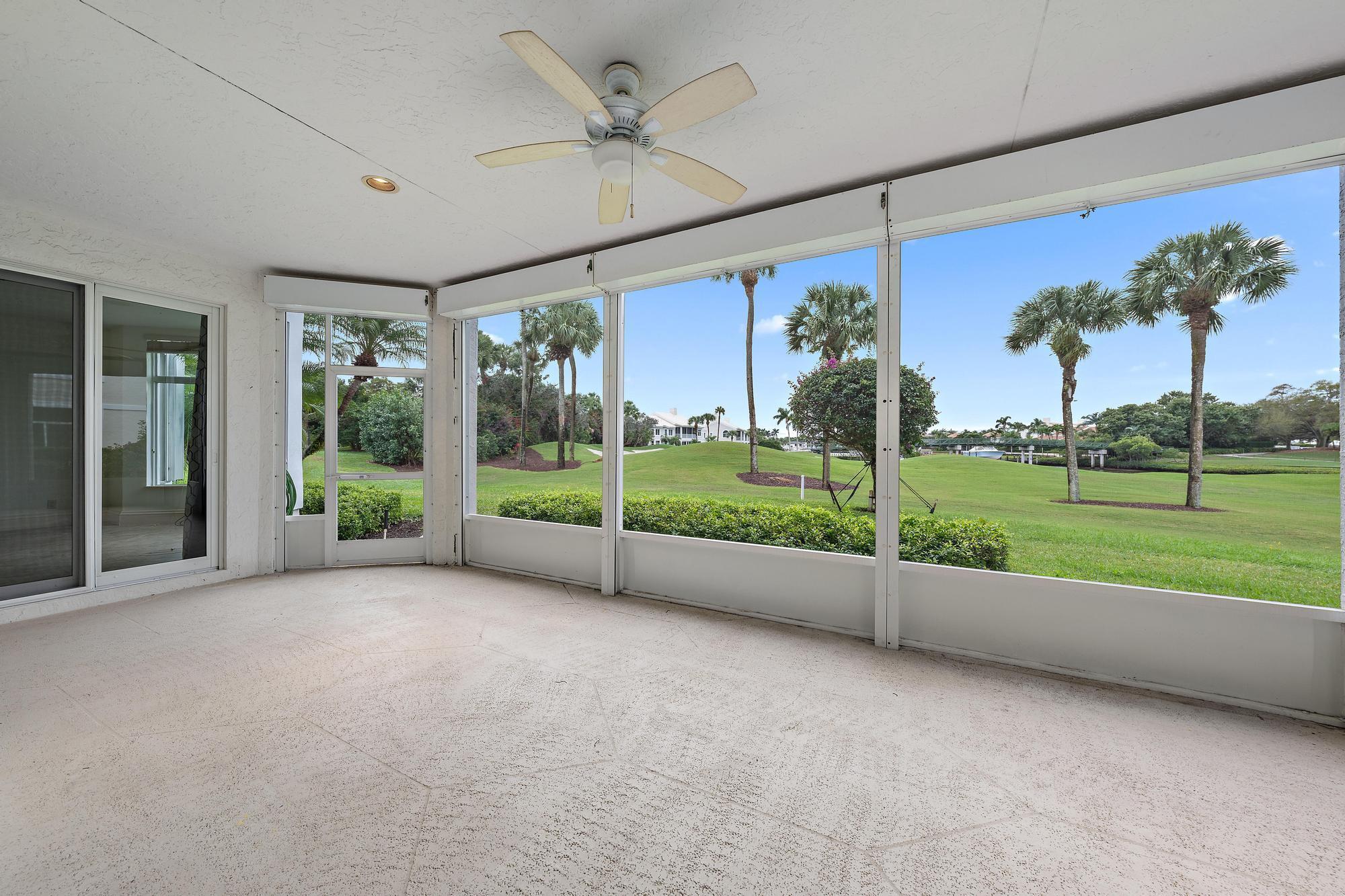 1504 Captains Way