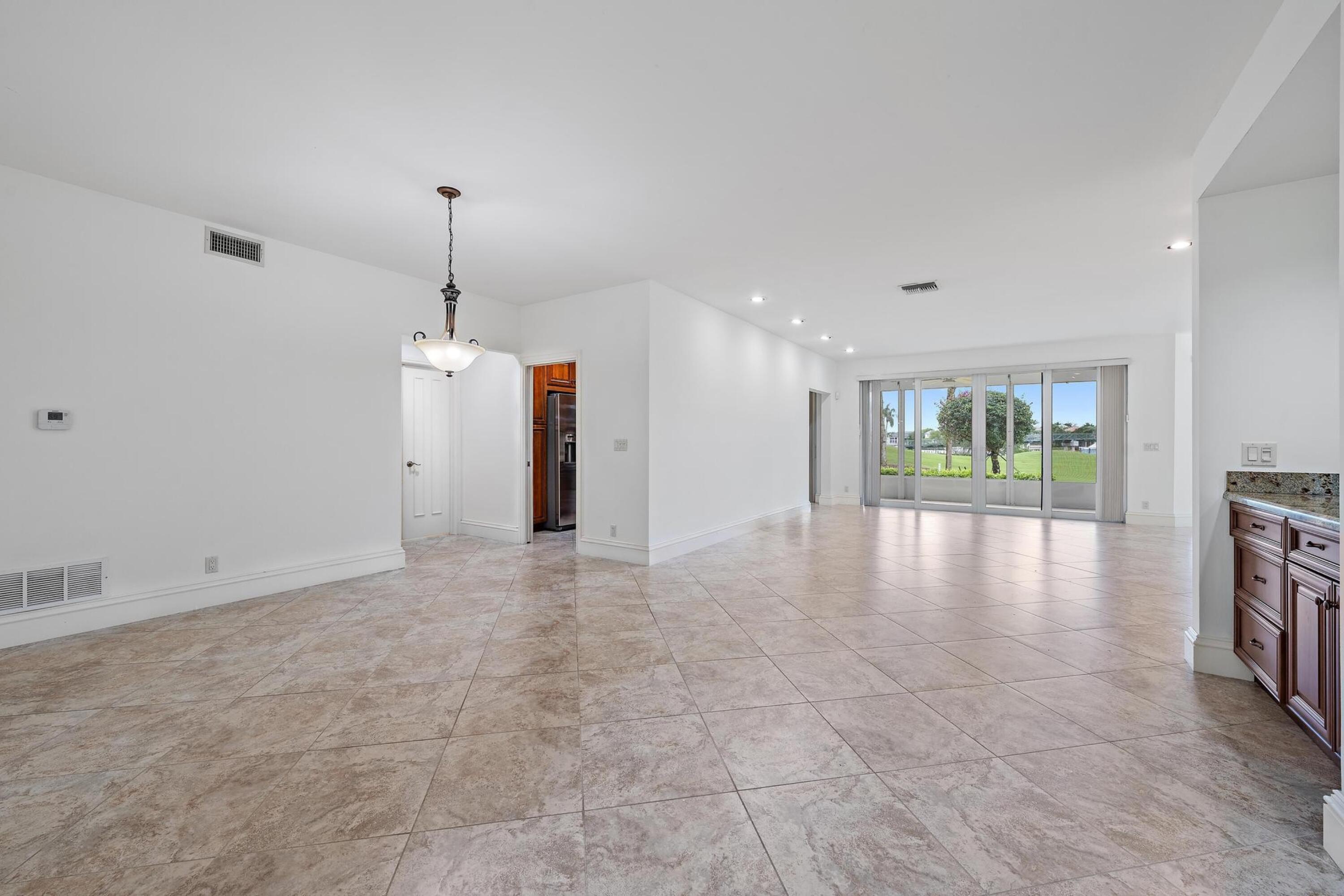 1504 Captains Way