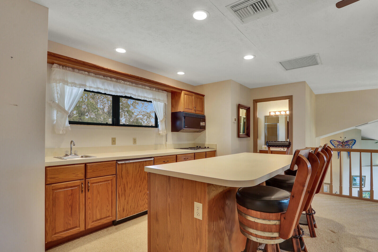 5528 SW Anhinga Avenue