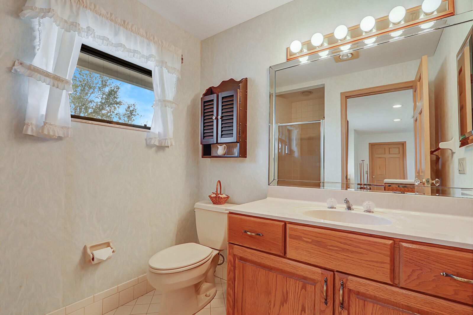 5528 SW Anhinga Avenue