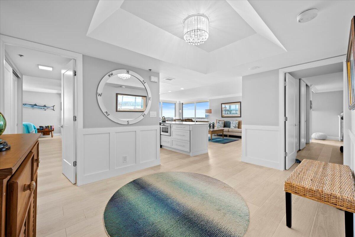 5280 SE N. Ocean Drive 8e