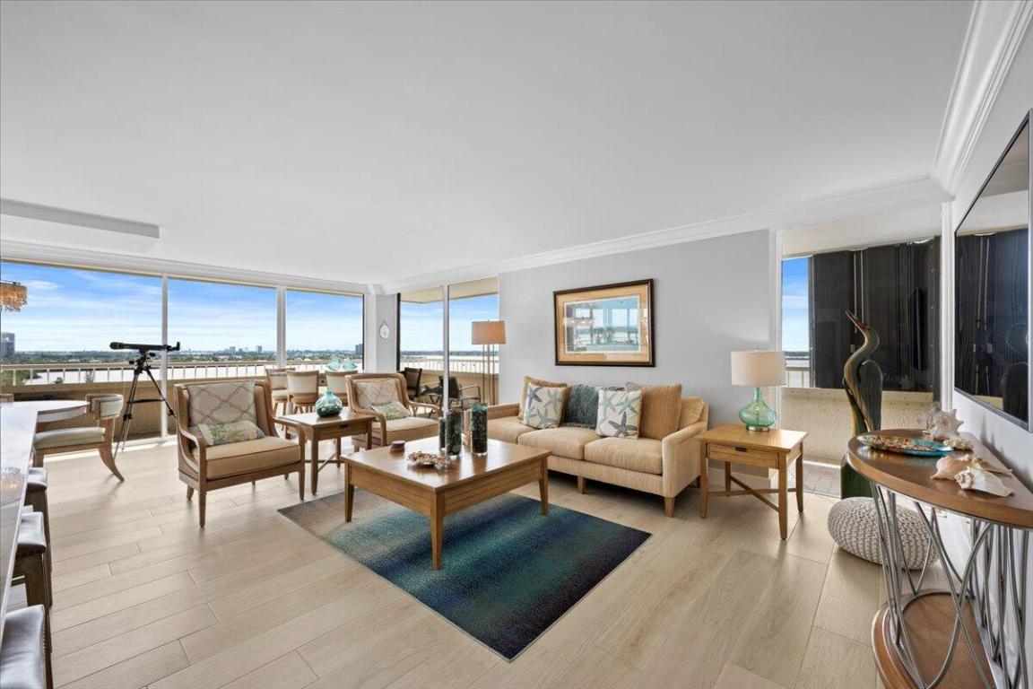 5280 SE N. Ocean Drive 8e