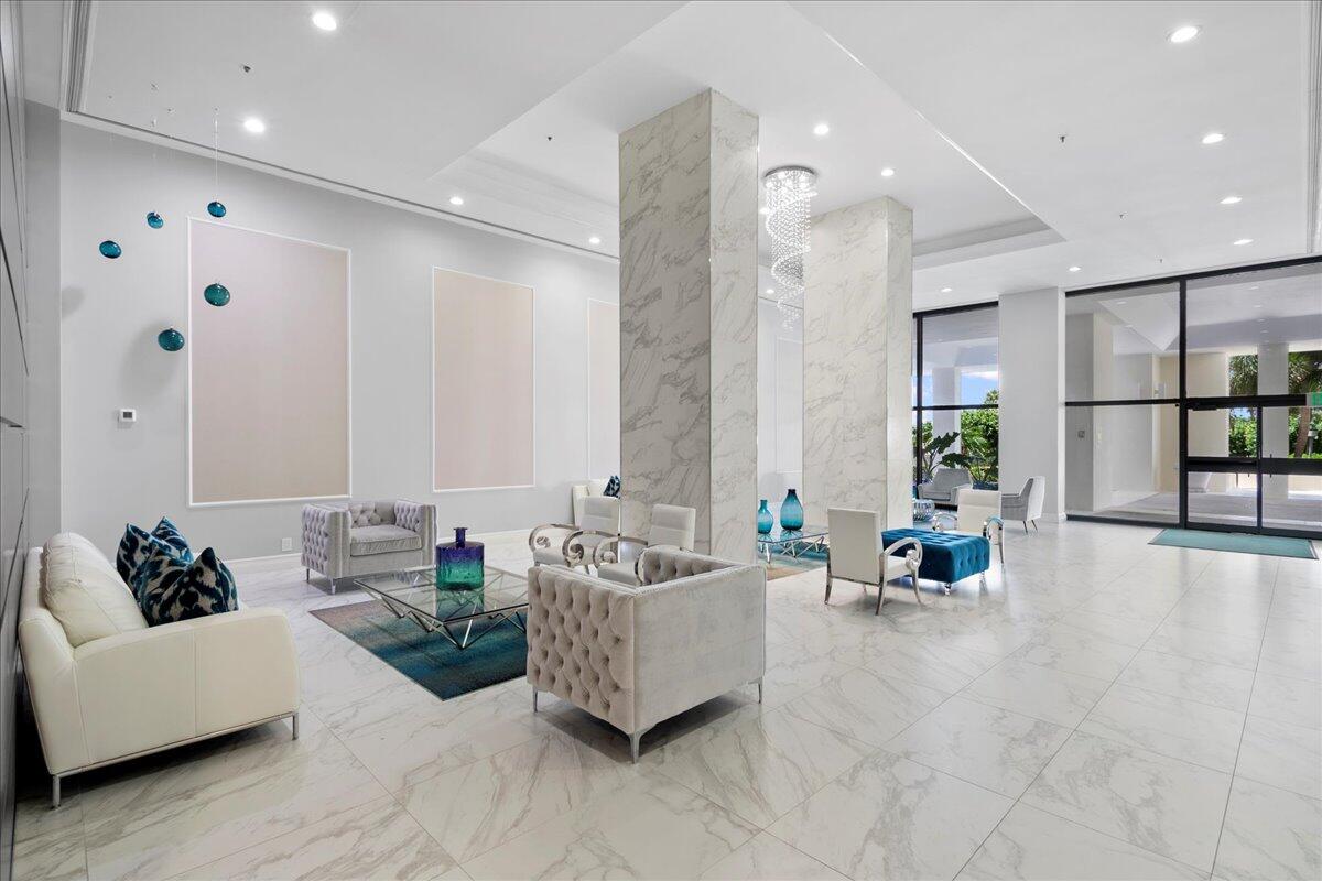 5280 SE N. Ocean Drive 8e