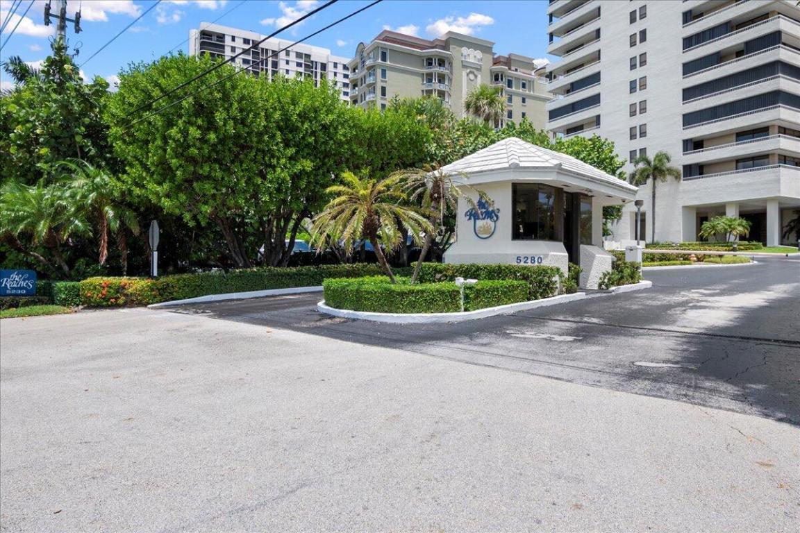 5280 SE N. Ocean Drive 8e