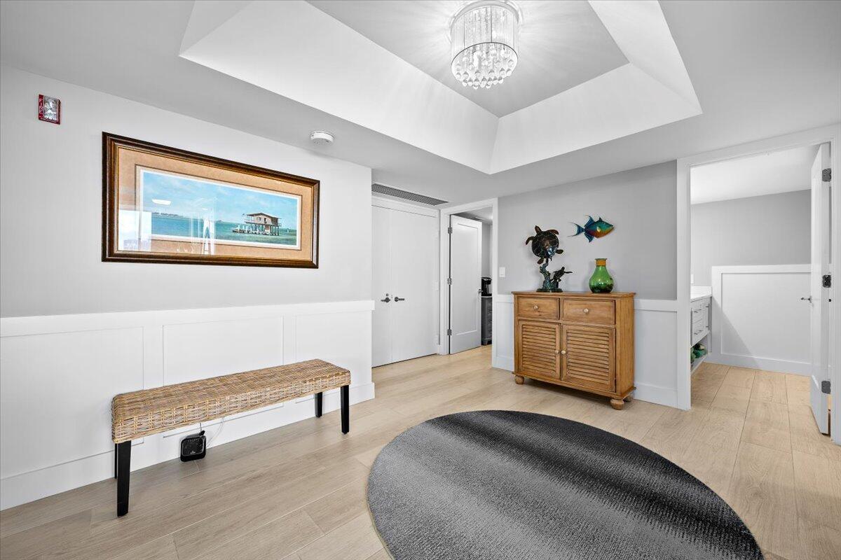 5280 SE N. Ocean Drive 8e