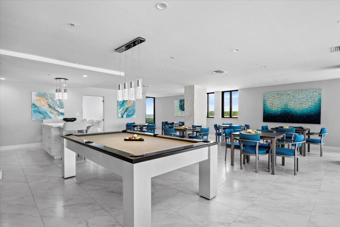 5280 SE N. Ocean Drive 8e