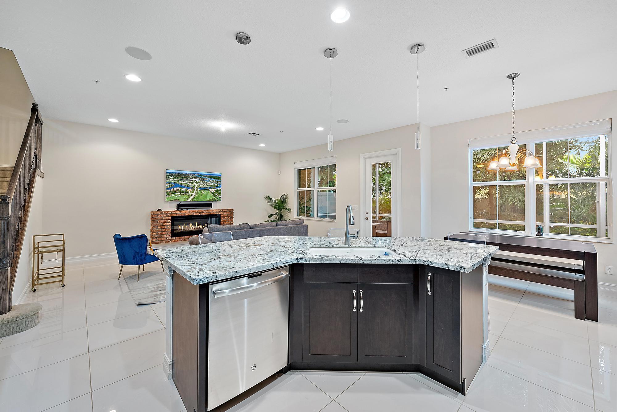 1843 Juno Landing Lane