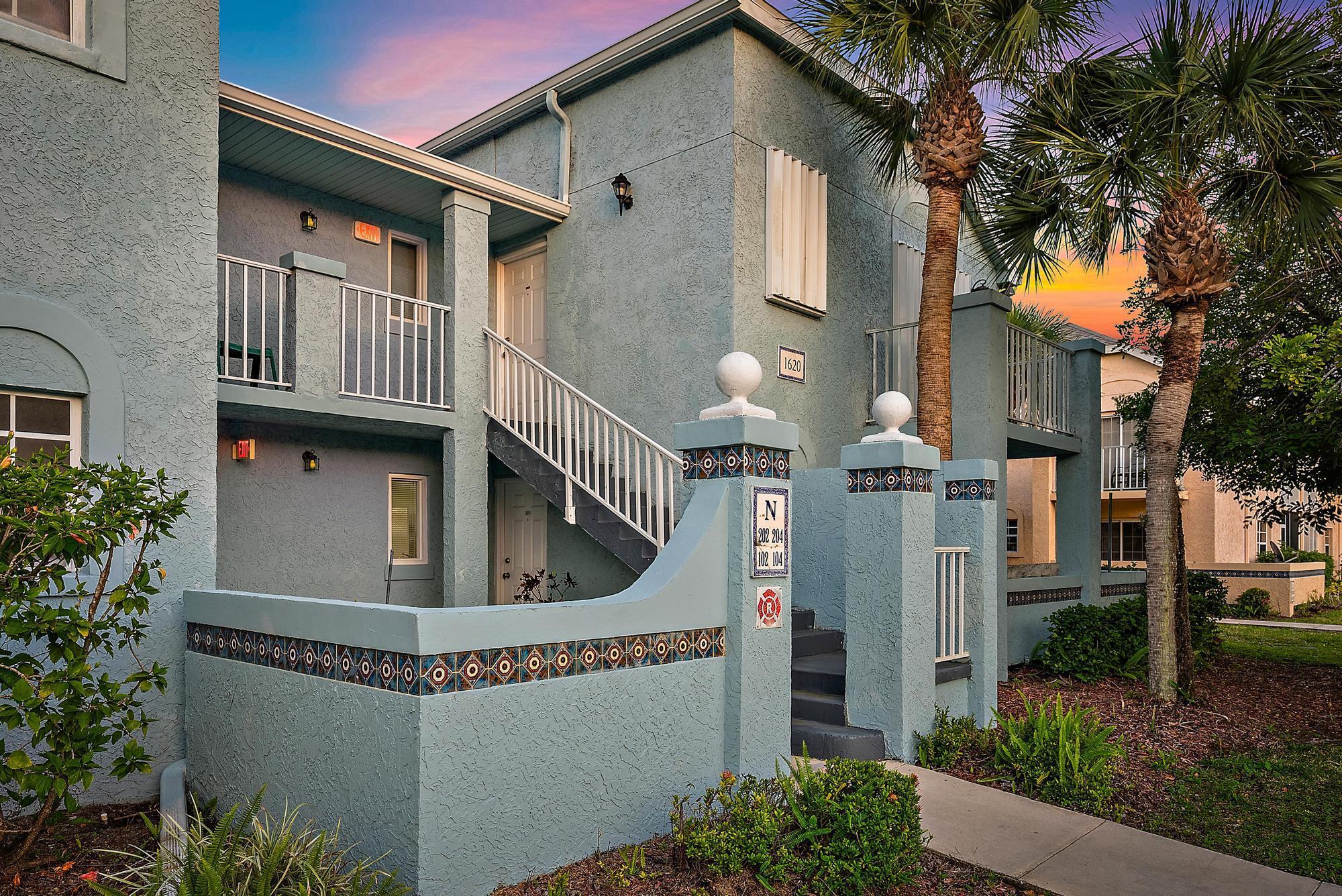 1620 SE Green Acres Circle N104
