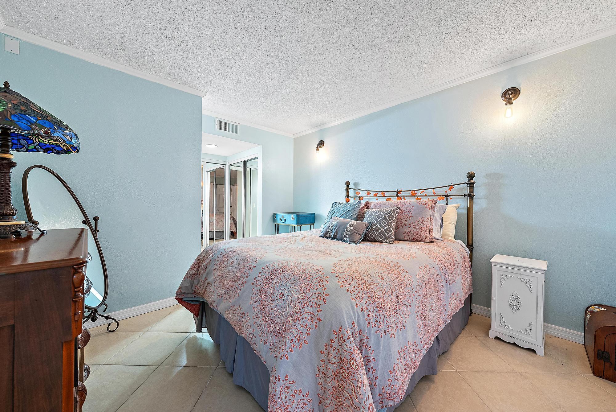 1620 SE Green Acres Circle N104