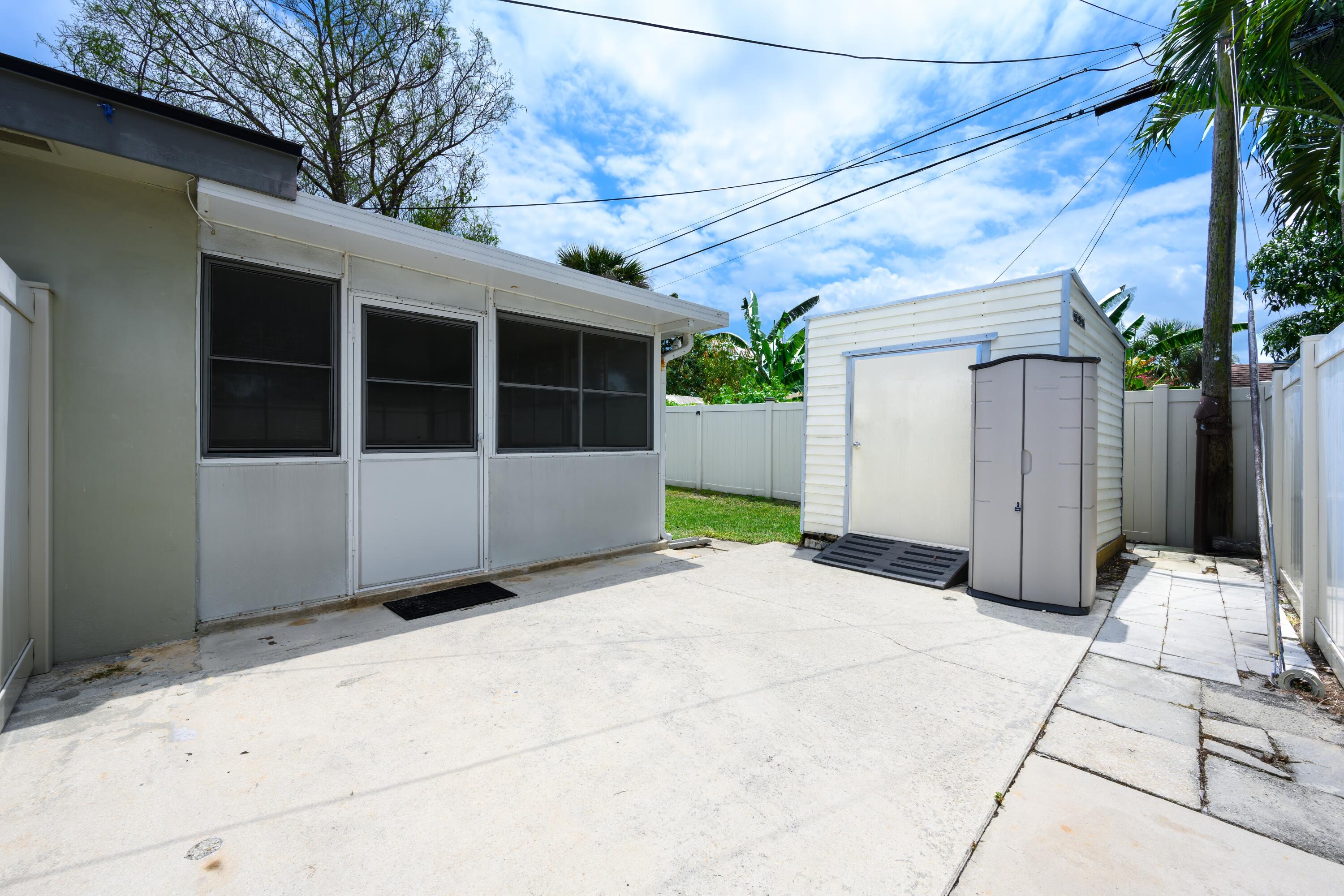 3654 Florida Boulevard