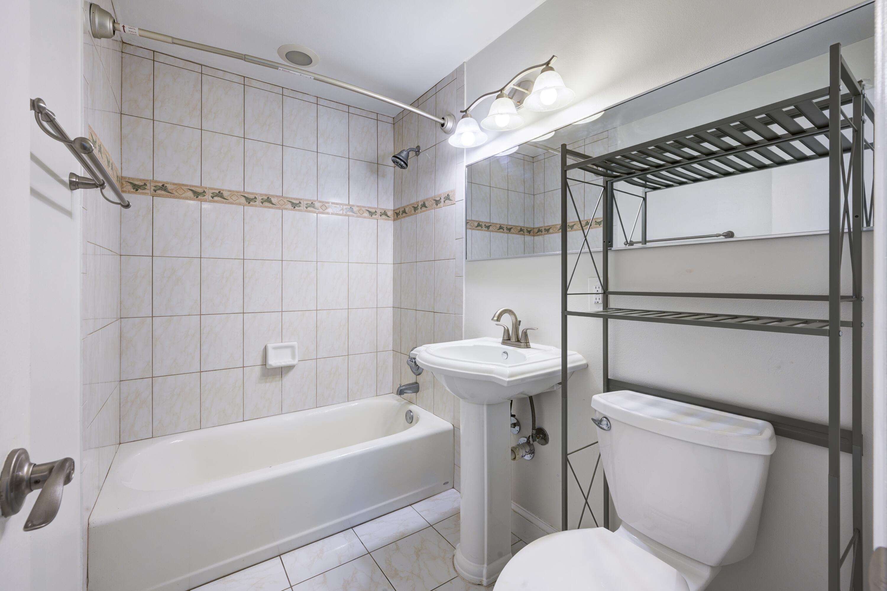 3654 Florida Boulevard