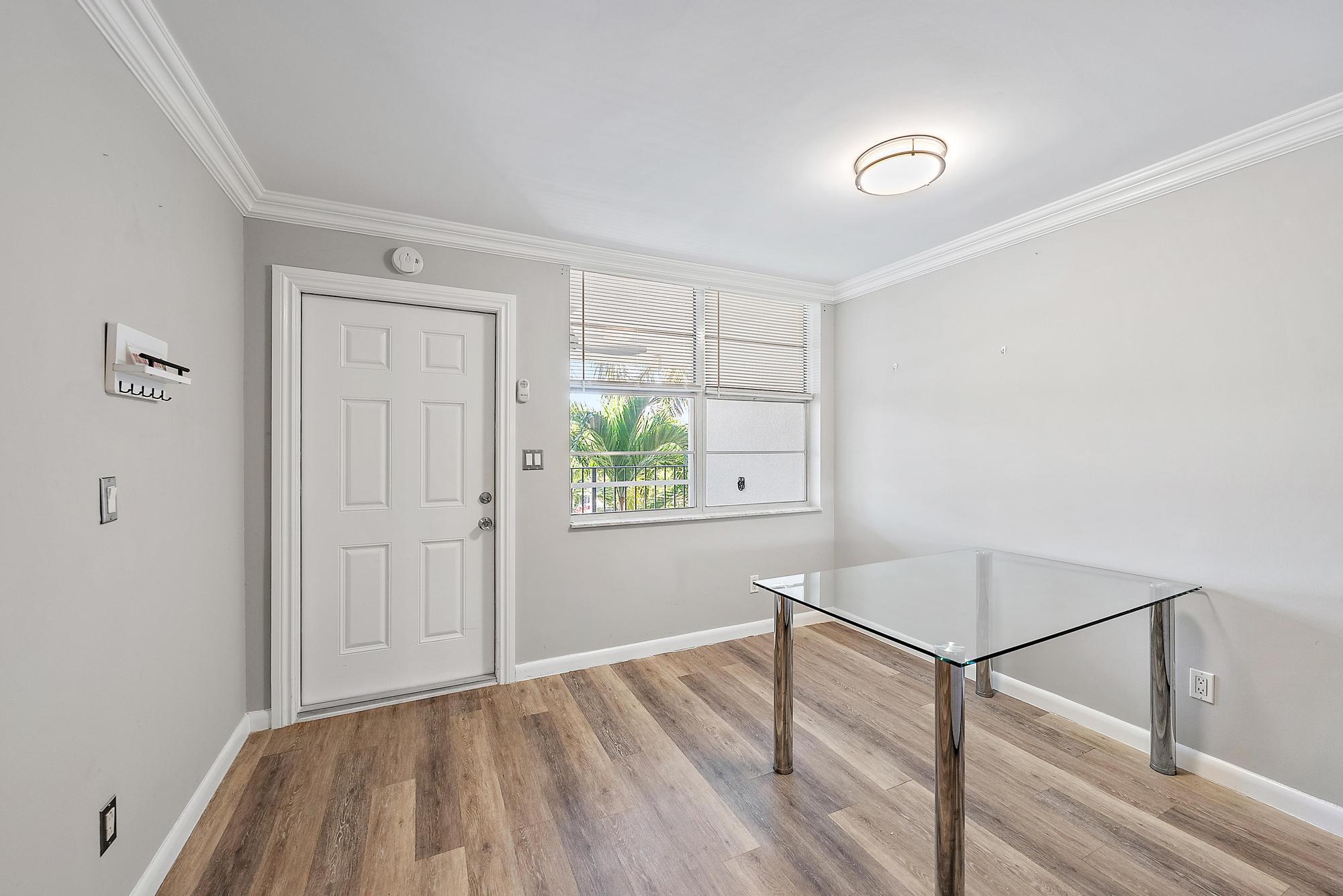 109 Paradise Harbour Boulevard 307