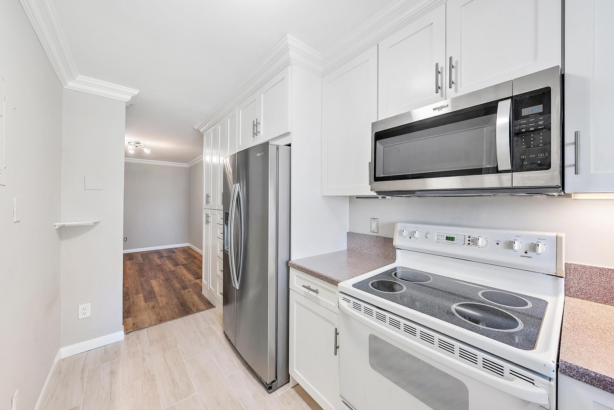 109 Paradise Harbour Boulevard 307