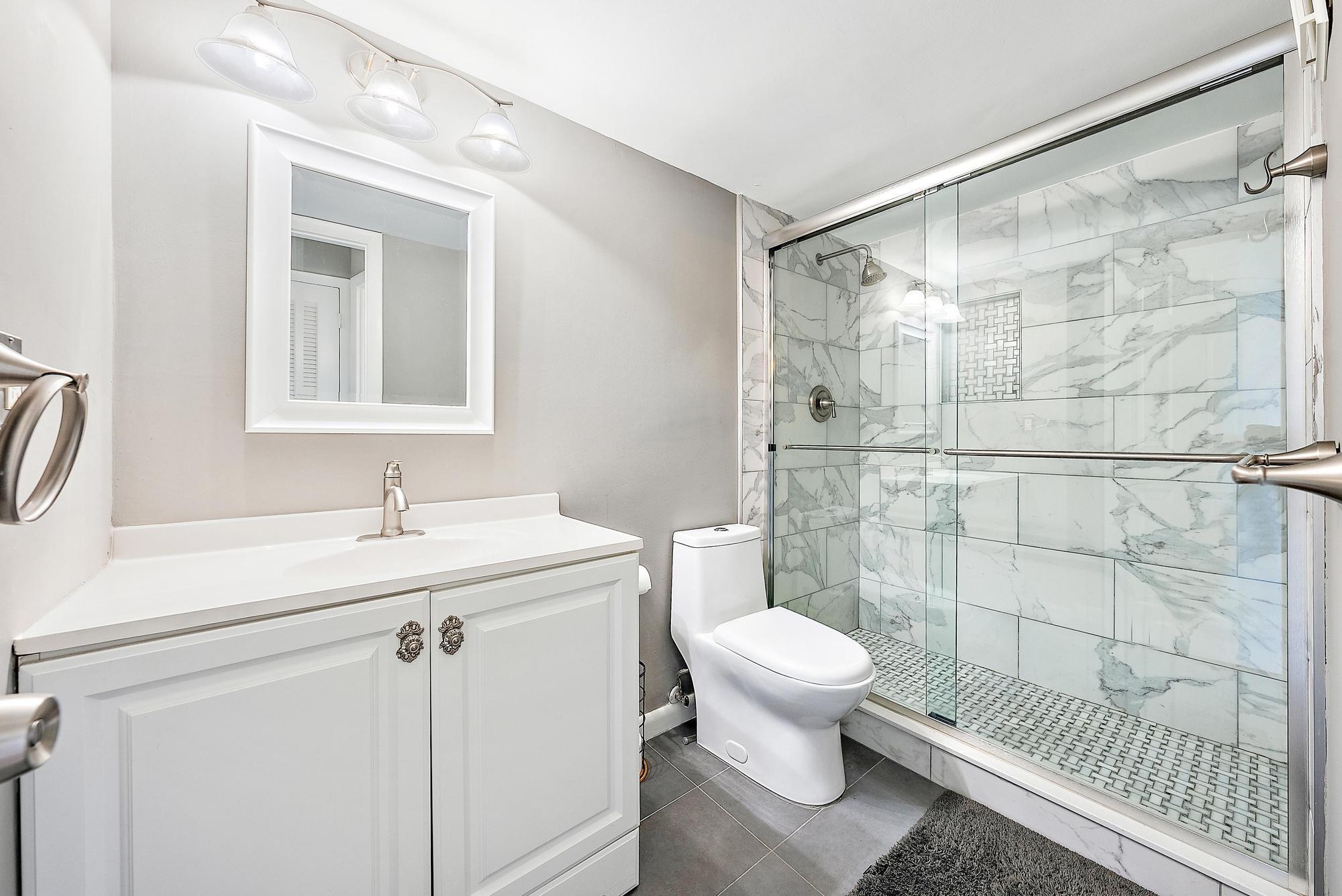 109 Paradise Harbour Boulevard 307