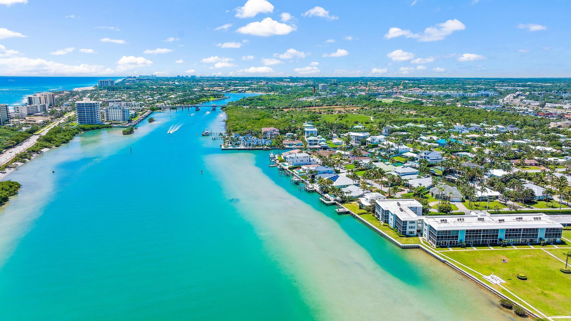 100 Waterway Road 207e