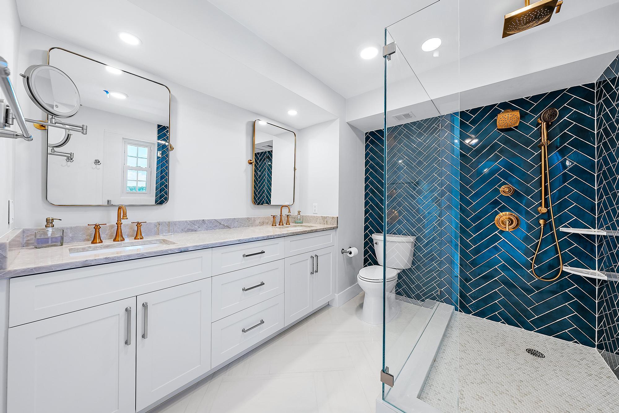 100 Waterway Road 207e