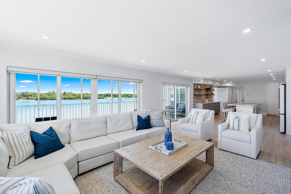 100 Waterway Road 207e