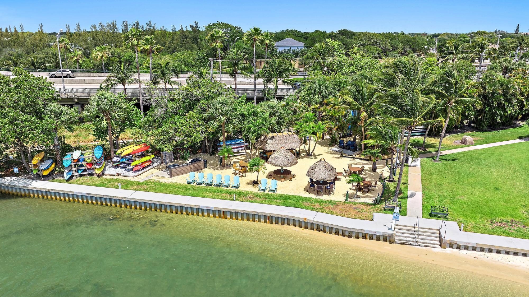1748 Cove 519a Drive 519a