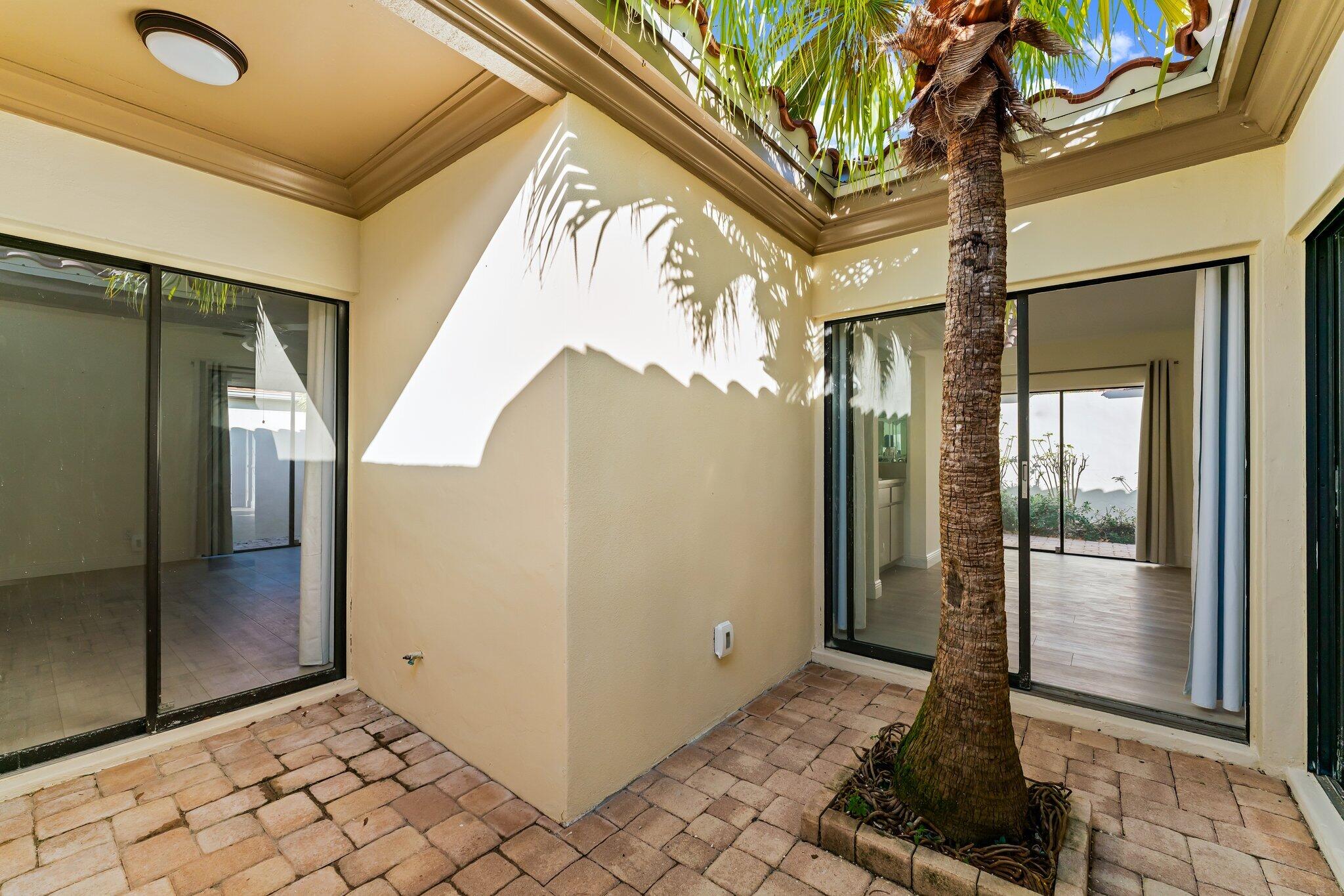 1483 Via Del Sol Drive