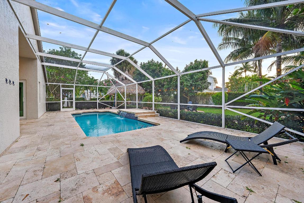 15129 Harriet Avenue