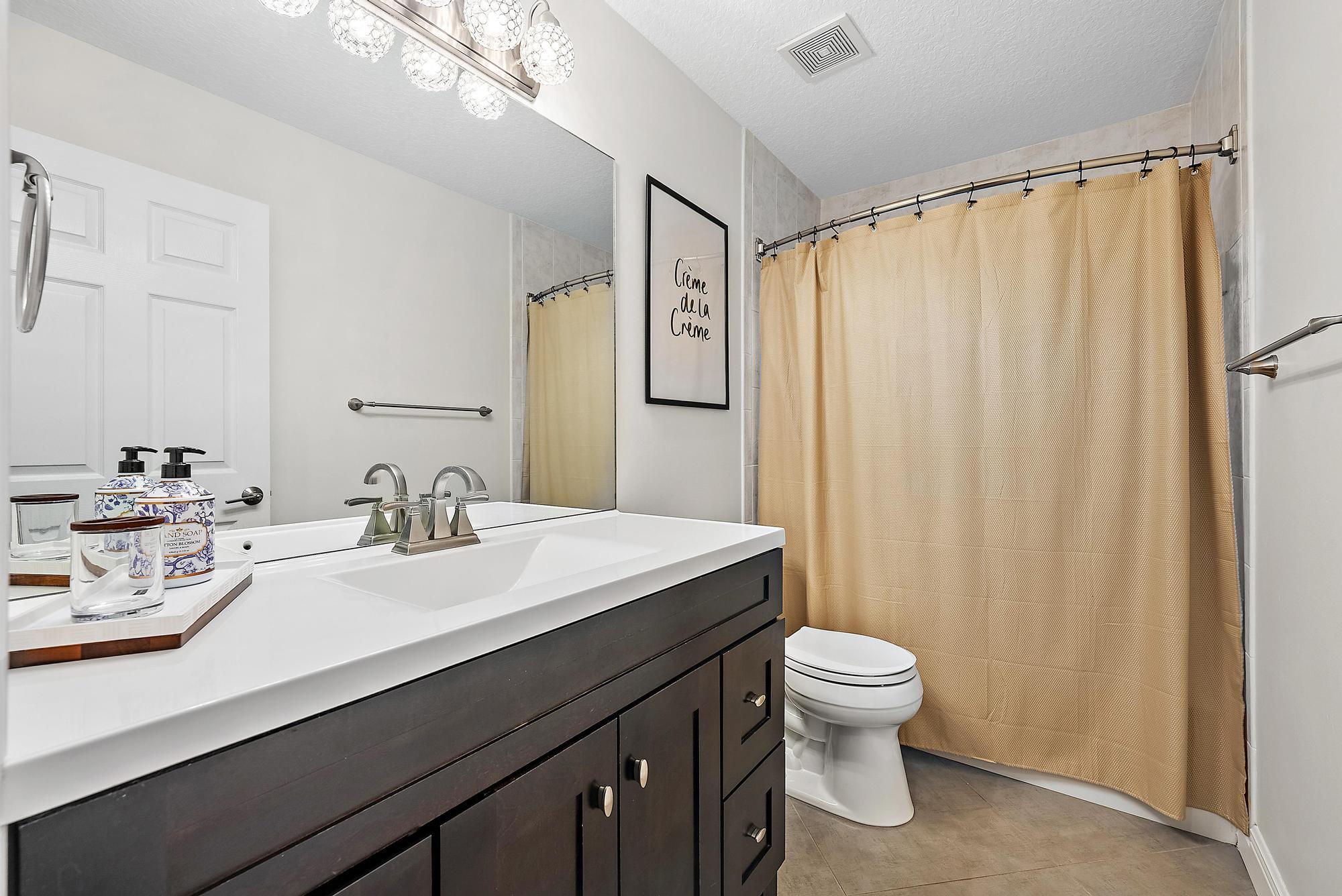 15129 Harriet Avenue