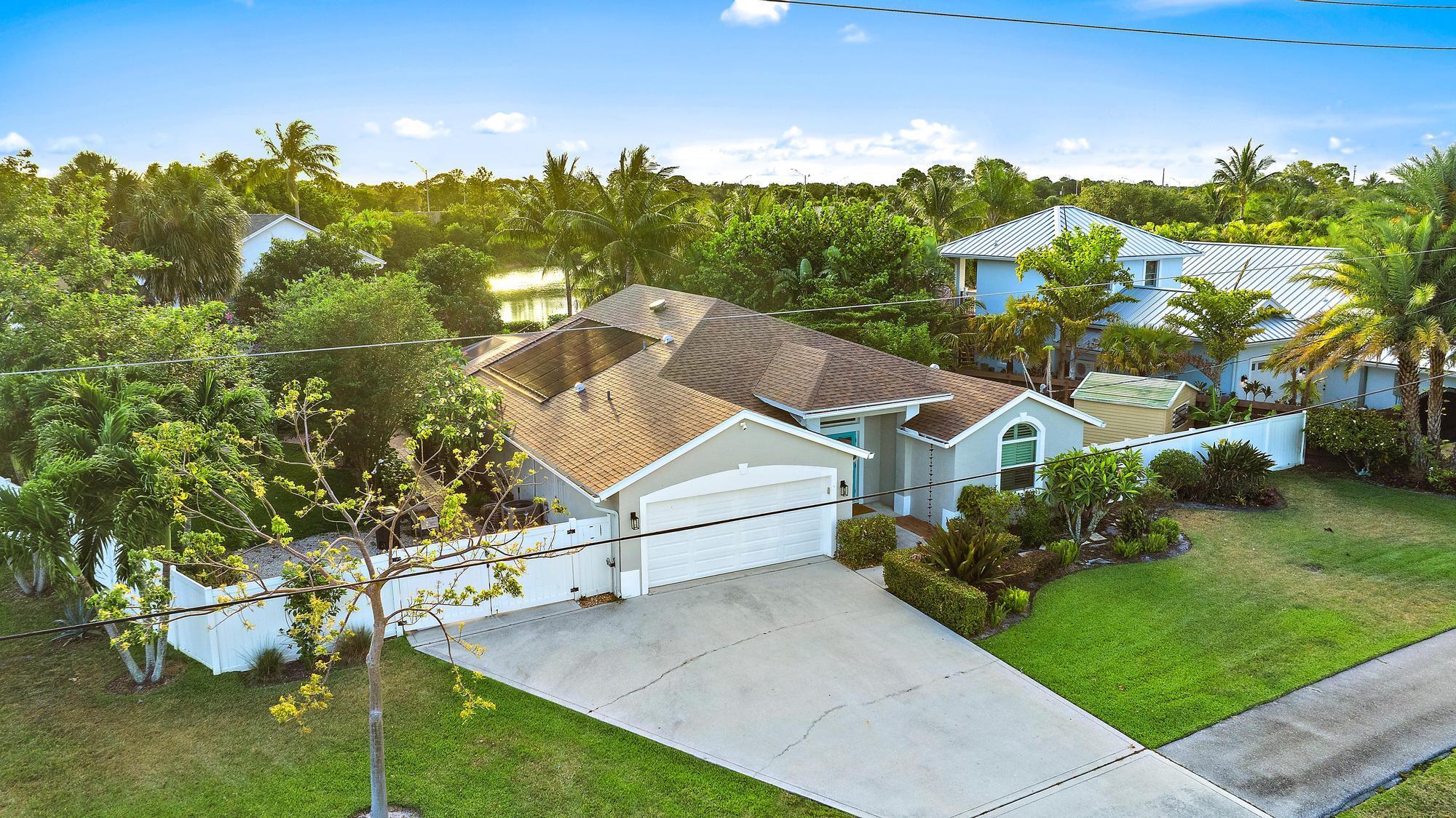 15129 Harriet Avenue