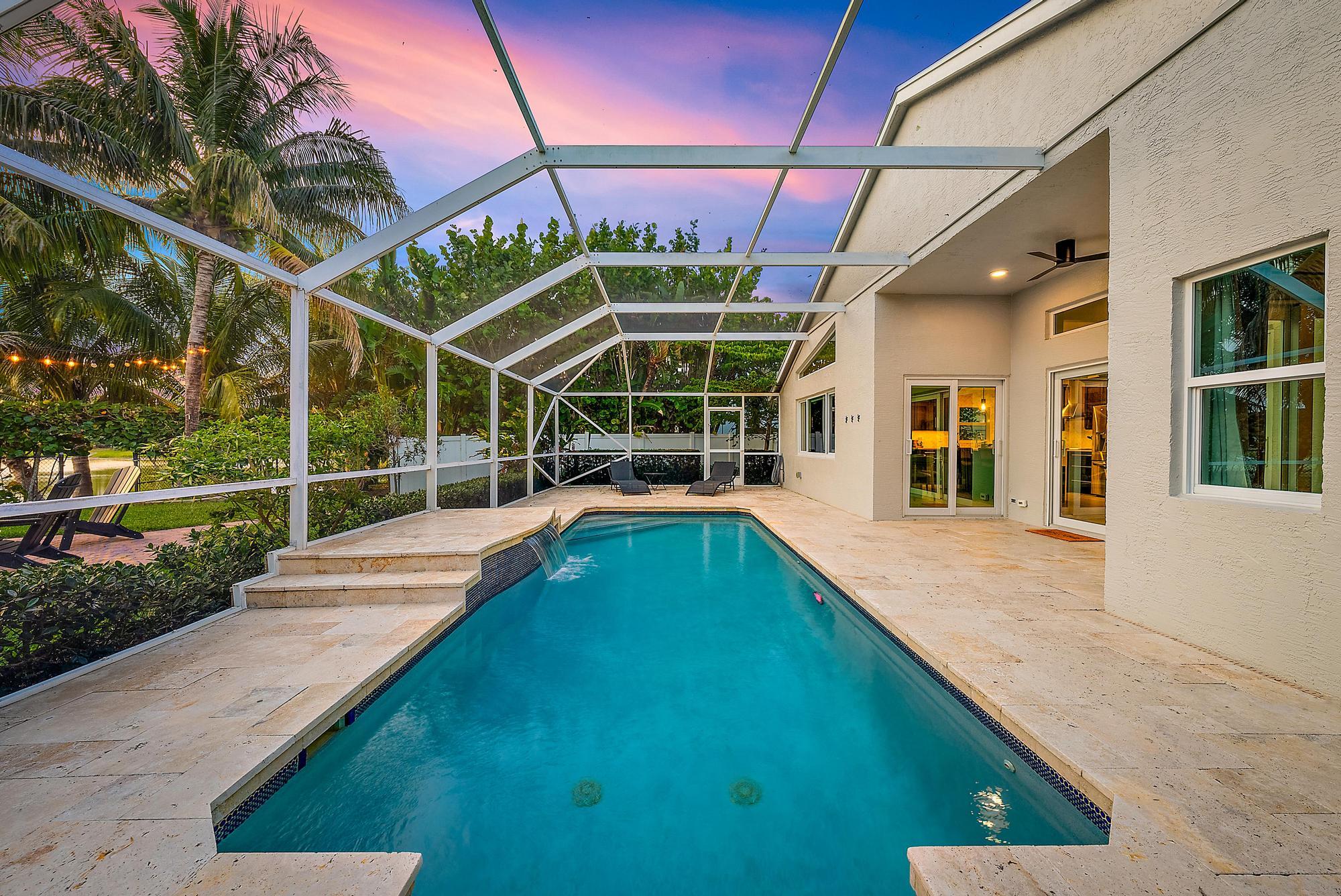 15129 Harriet Avenue