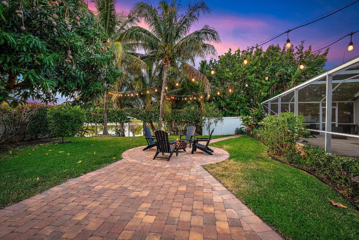 15129 Harriet Avenue