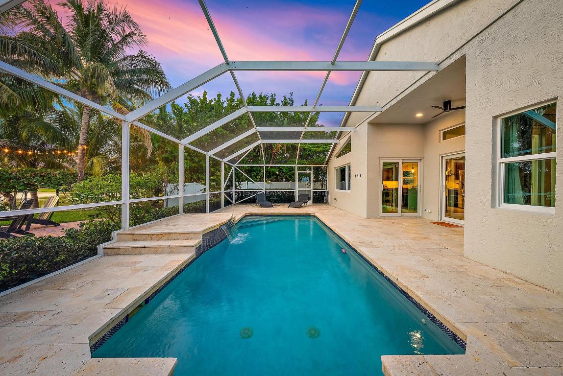 15129 Harriet Avenue