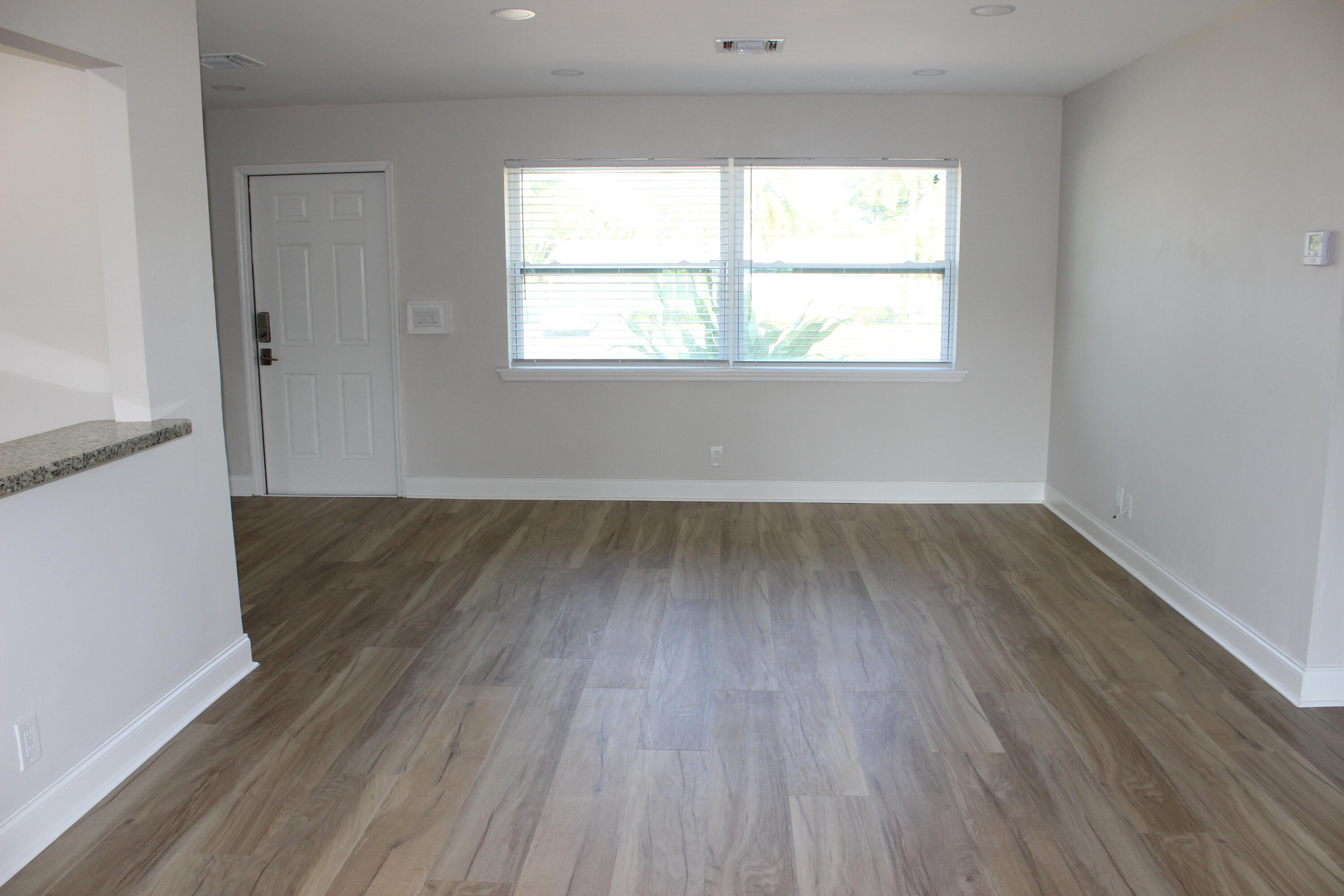 12015 Colony Avenue