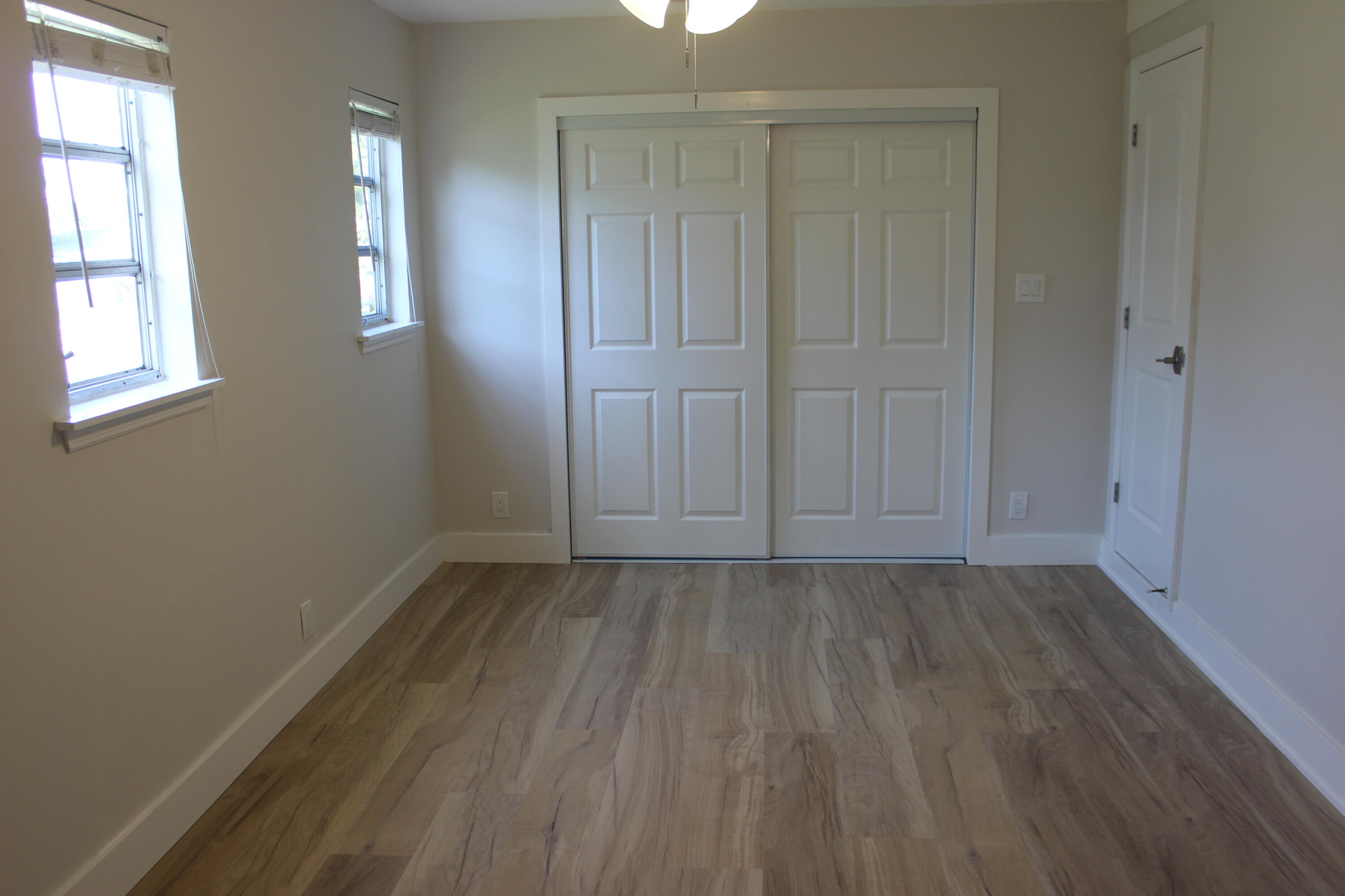 12015 Colony Avenue
