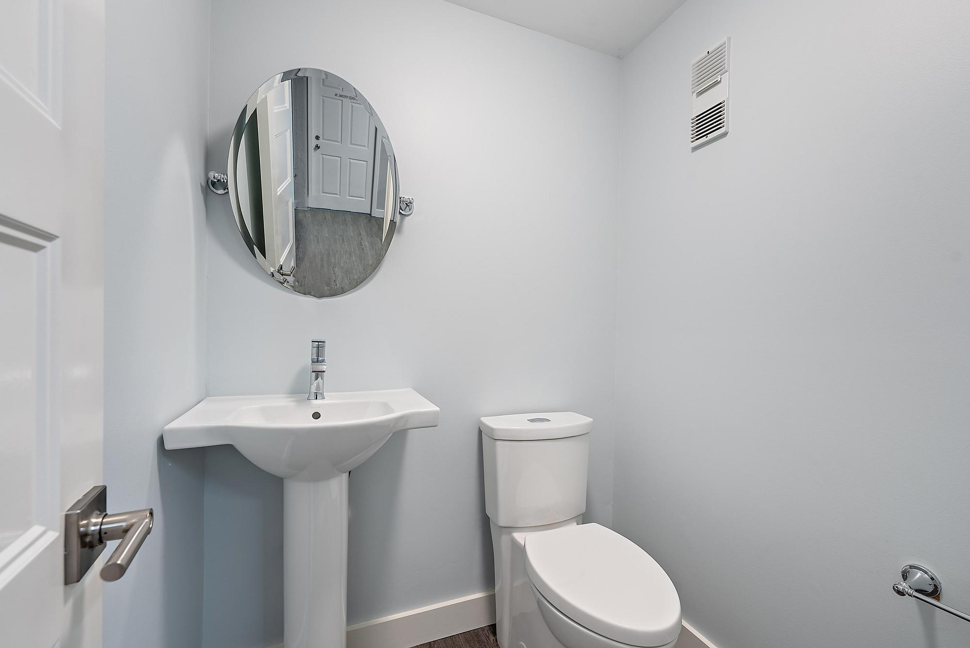 1125 Old Dixie Highway 4&5