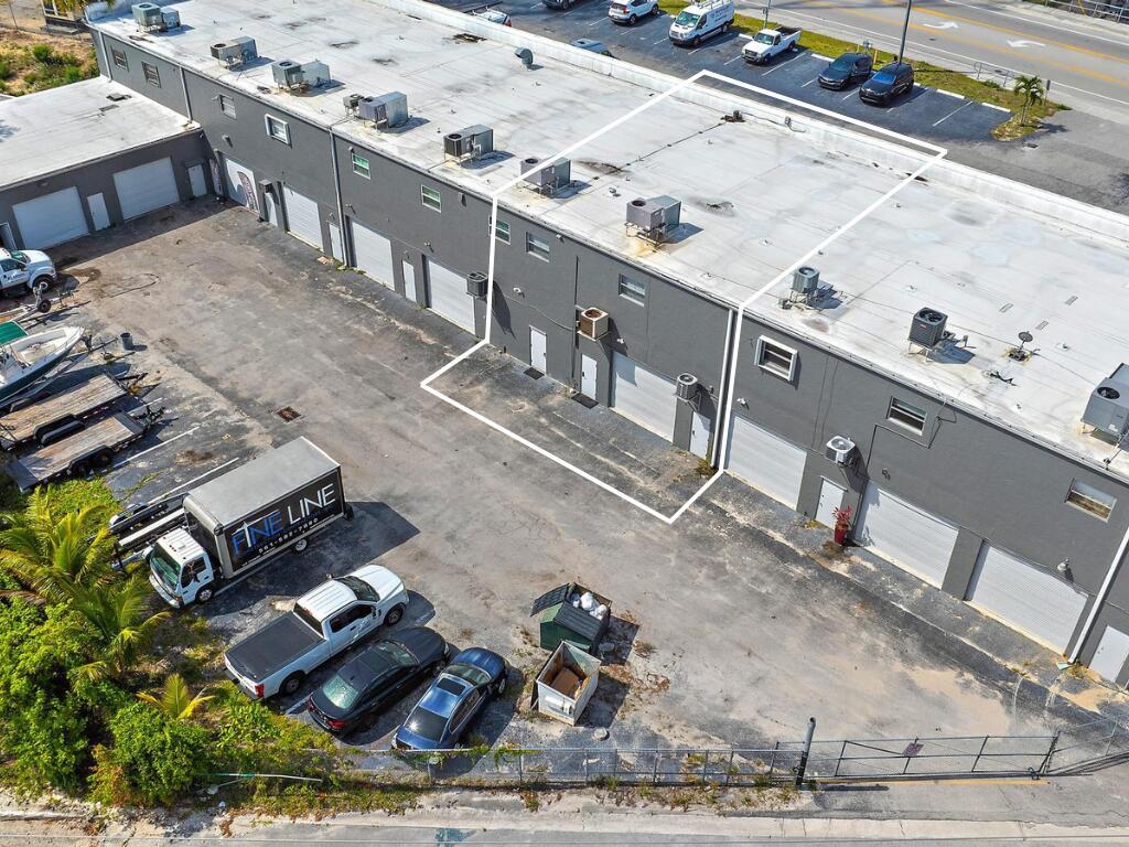 1125 Old Dixie Highway 4&5