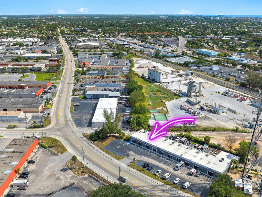 1125 Old Dixie Highway 3