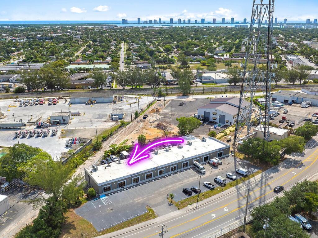 1125 Old Dixie Highway 3