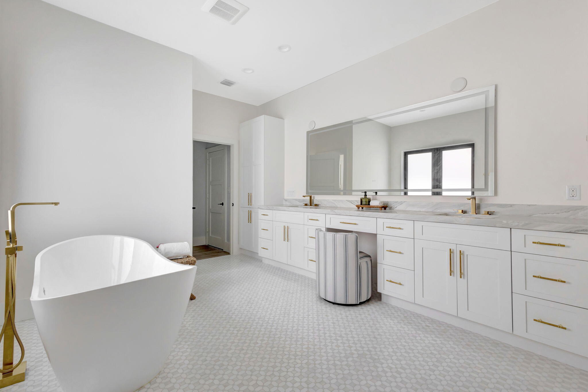 401 Xanadu Place