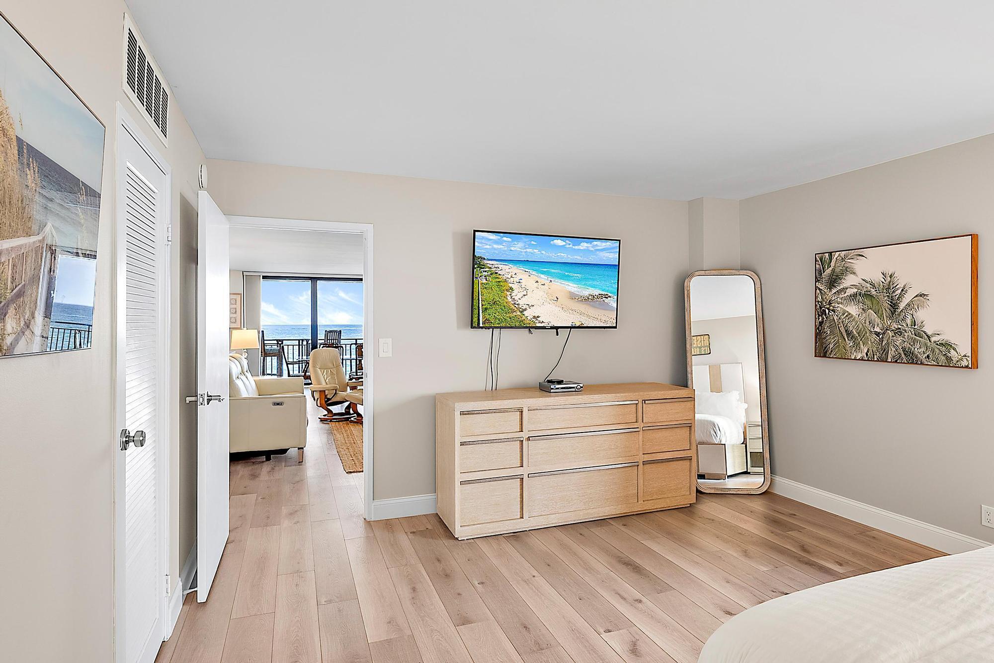 5460 N Ocean Drive Drive #3b