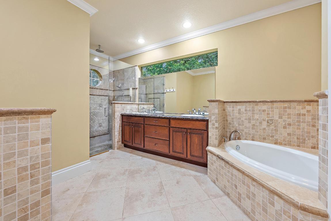 18974 SE River Drive