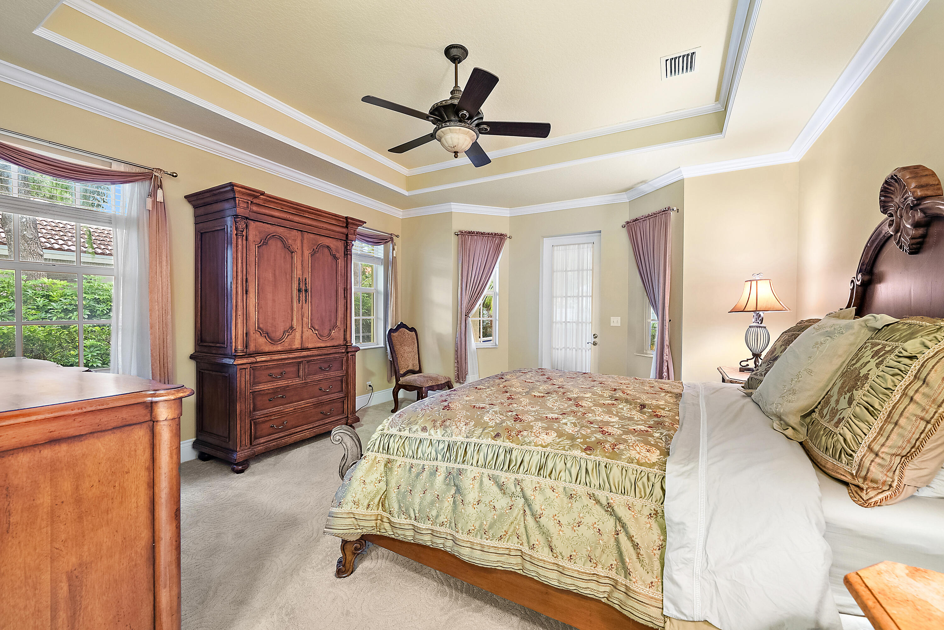 18974 SE River Drive