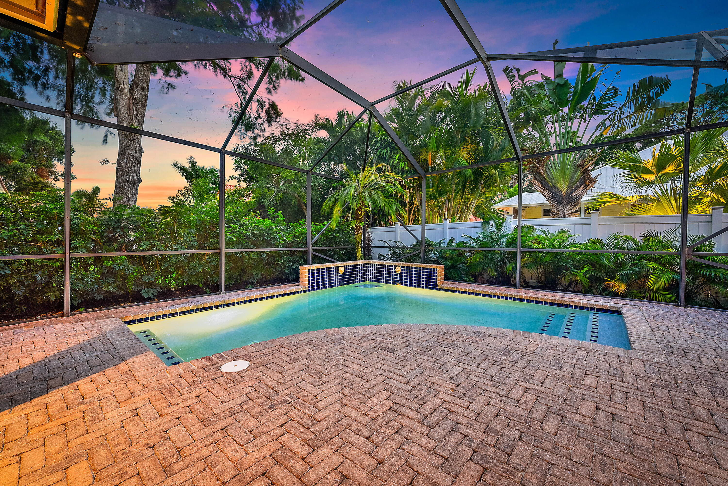 18974 SE River Drive