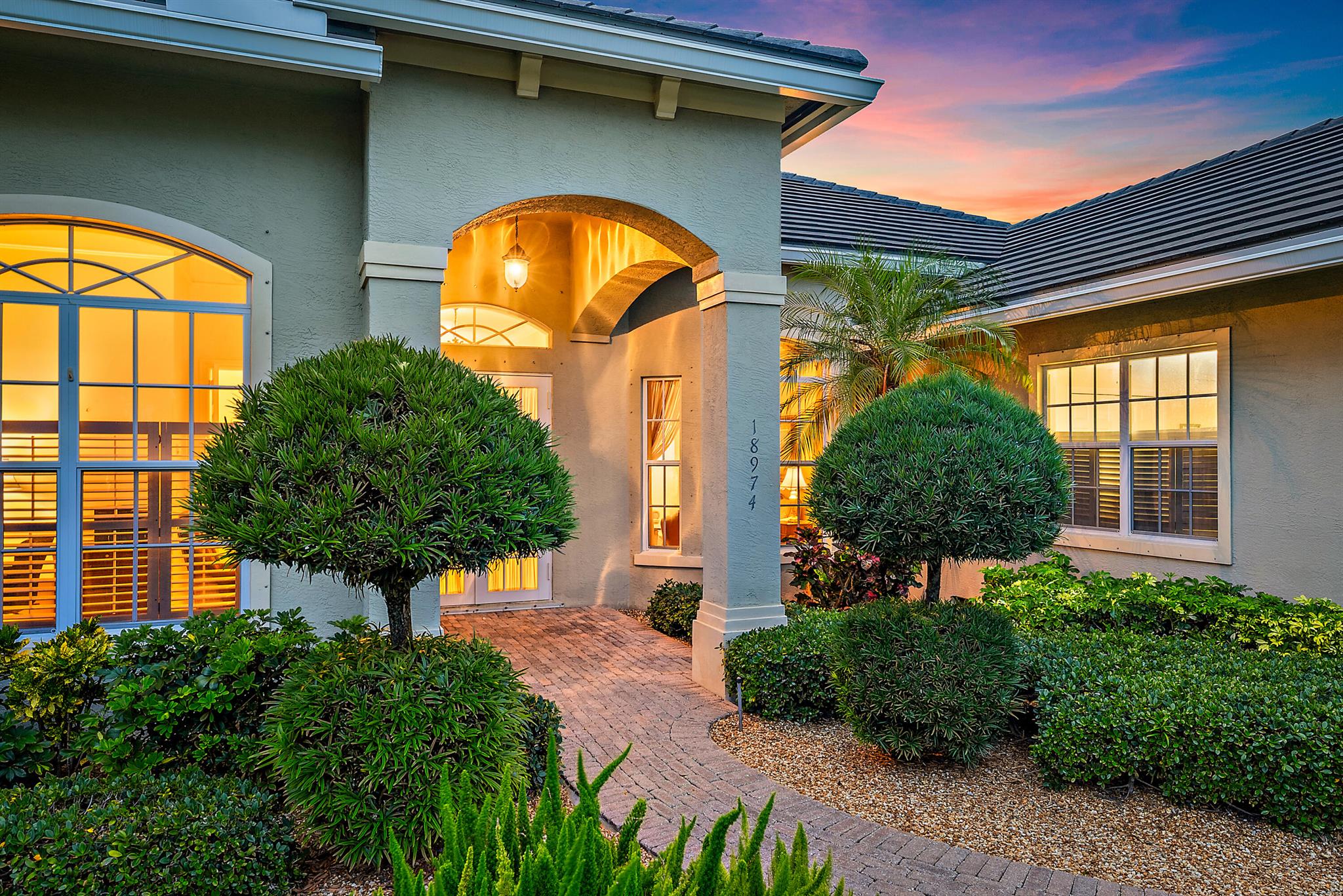 18974 SE River Drive