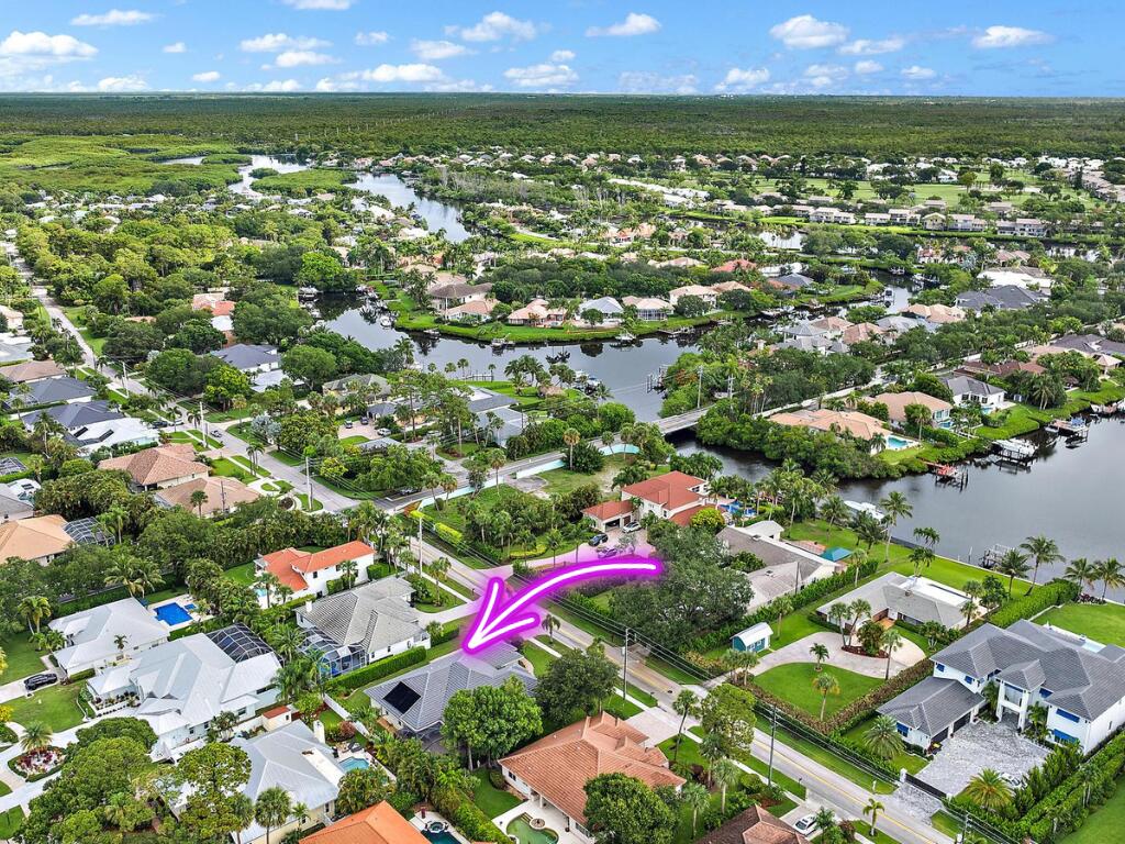 18974 SE River Drive