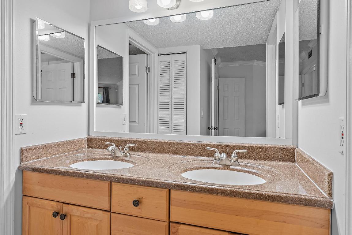 154 Seabreeze Circle