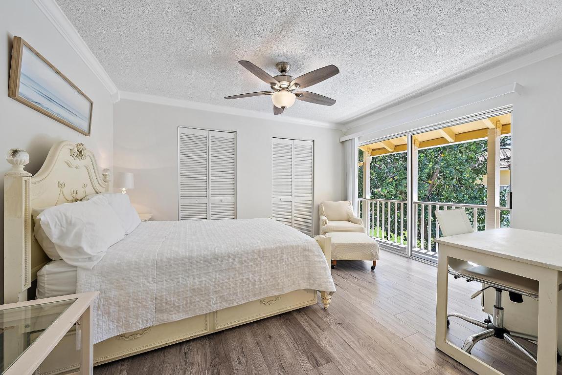 154 Seabreeze Circle