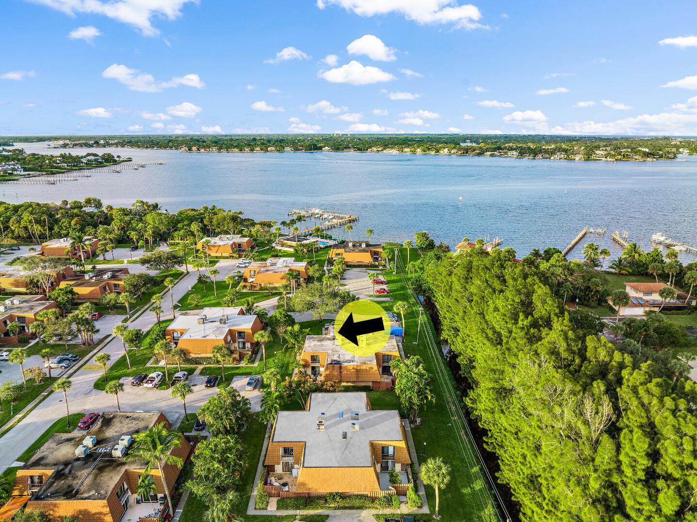 825 Center Street 12d