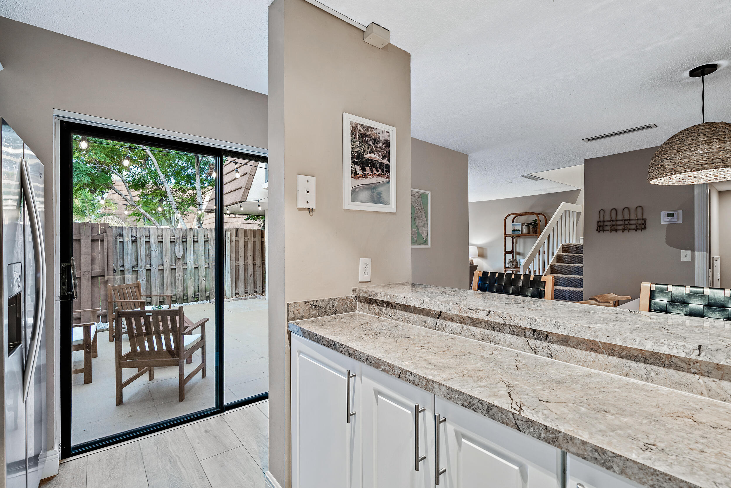 825 Center Street 12d